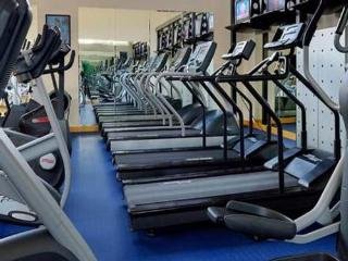 Sports and Entertainment
 di Marriott Executive Apartments Dubai Creek