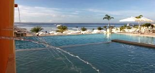 Pool
 di Be Resorts Mactan