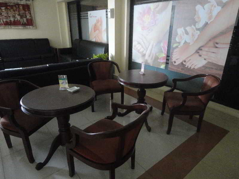 Lobby
 di Indra Regent