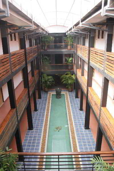 Terrace
 di The Sovereign