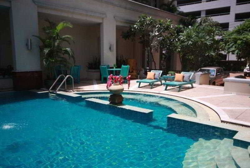 Pool
 di Asoke Residence Sukhumvit