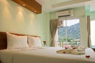 Room thumbnail 1
