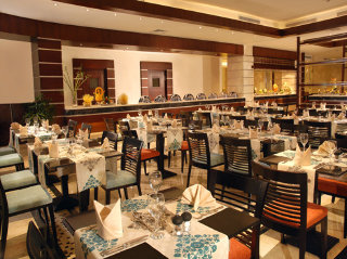 Restaurant
 di Xperience Sea Breeze Resort