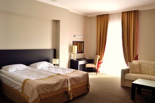 Room thumbnail 13
