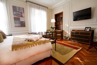 Room
 di Lastarria Boutique