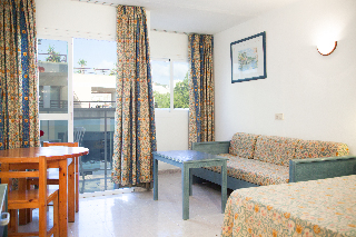 Room
 di Apartamentos Central City