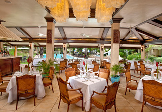 哥斯达贝拉海滩酒店 Costabella Tropical Beach Hotel