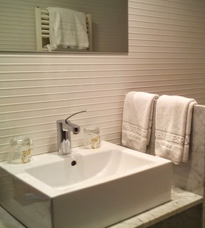 Room thumbnail 6