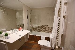 Room thumbnail 17