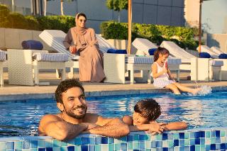 Conrad Abu Dhabi - Pool