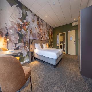 Room Room