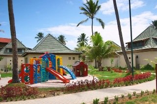 Sports and Entertainment
 di Beach Class Muro Alto Resort