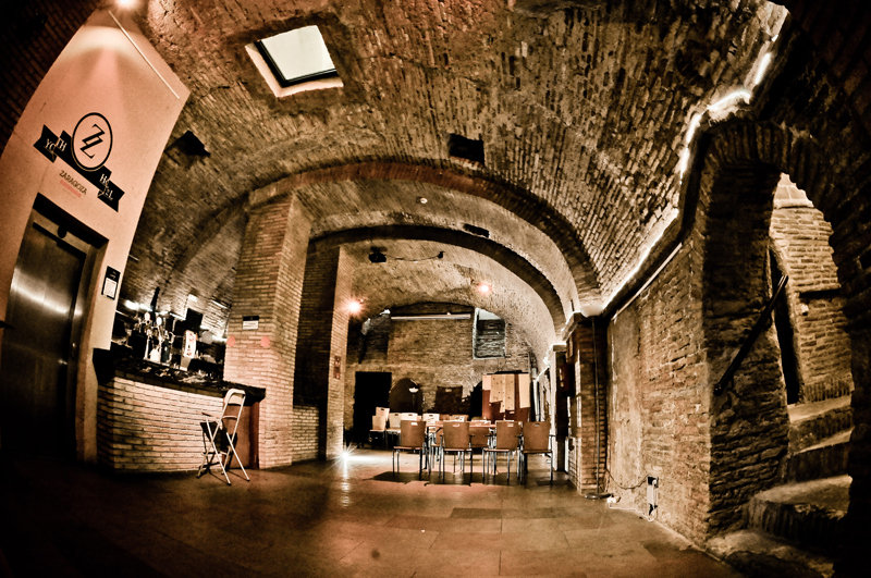 Bar
 di Albergue de Zaragoza