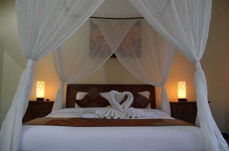 Room thumbnail 1