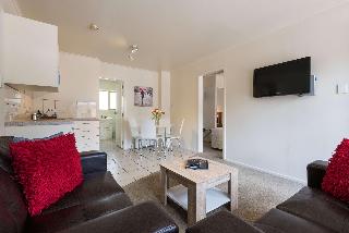 Room thumbnail 73