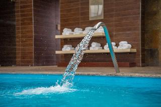 Pool
 di Hilton Garden Inn Santiago Airport