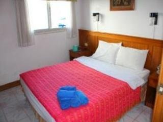 Room thumbnail 2