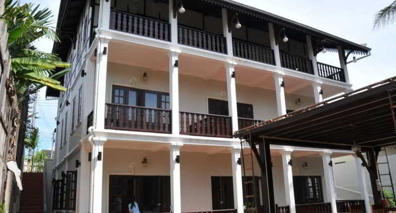 General view
 di Villa Senesouk