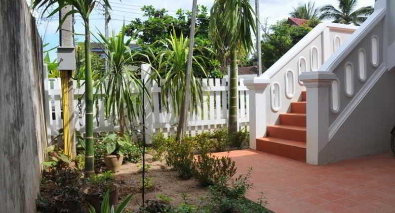 General view
 di Villa Senesouk