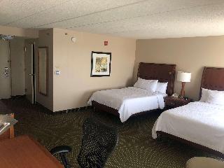2 Double Beds