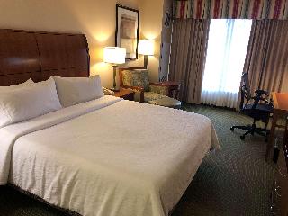 1 King Bed