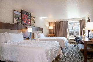 2 Queen Beds