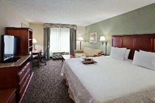 1 King Bed Study Nonsmoking