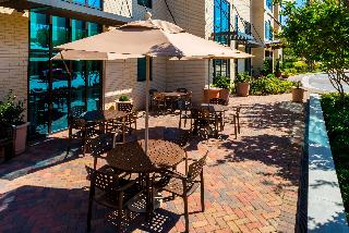 Hampton Inn & Suites National Harbor Alexandria