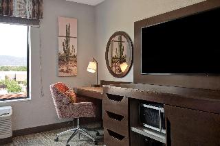 King Room W Microwave And Fridge