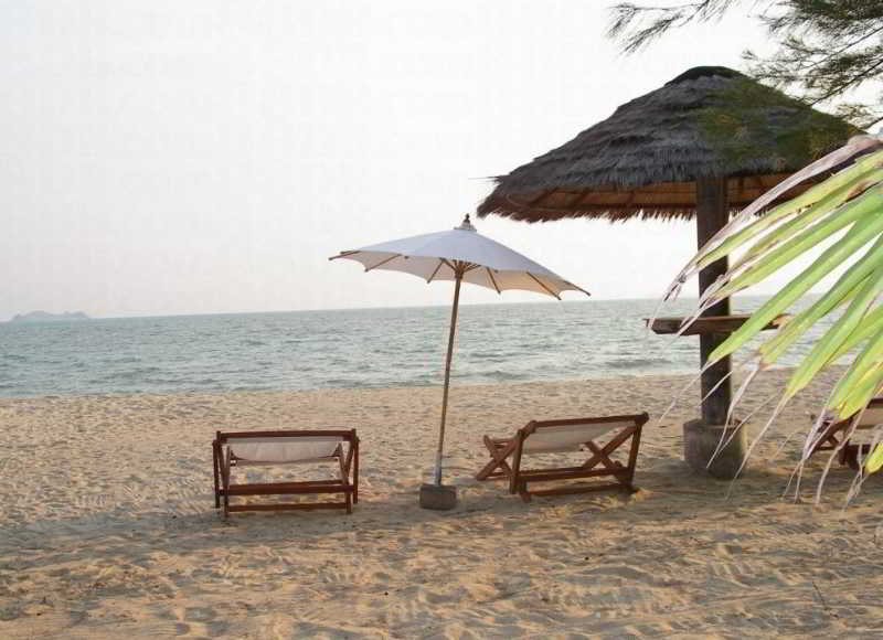 Beach thumbnail 9