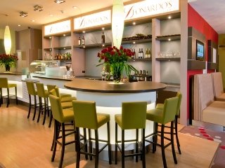 Bar
 di Leonardo City Tower