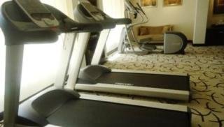 Sports and Entertainment
 di Park Plaza Ahmedabad