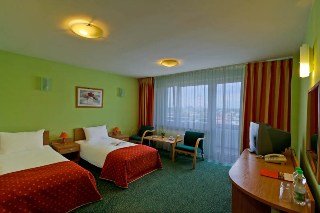 Room
 di Wilanow Warszawa by DeSilva