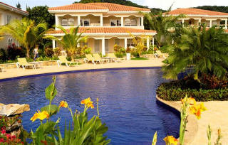 Pool
 di Mayan Princess Hotel & Beach Resort