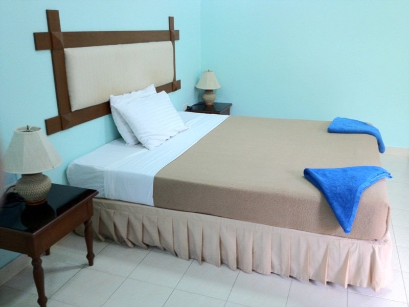 Room thumbnail 4