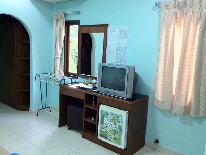 Room thumbnail 7