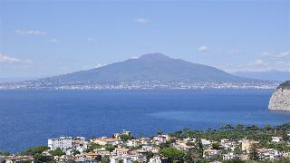 Sorrento Flats, Sorrento