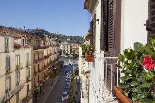 Sorrento Flats, Sorrento