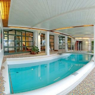 Pool
 di Sonngastein