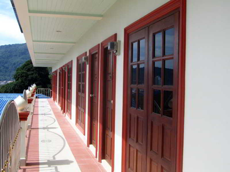 General view thumbnail 1