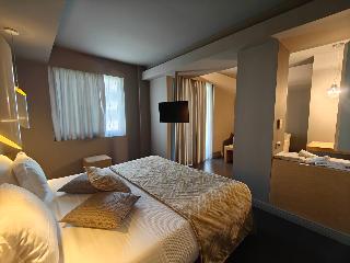 Room Room