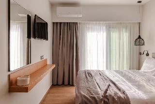 Batis Aero Beachfront Wellbeing Hotel