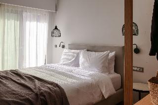 Batis Aero Beachfront Wellbeing Hotel
