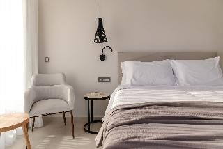 Batis Aero Beachfront Wellbeing Hotel