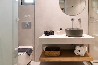 Batis Aero Beachfront Wellbeing Hotel