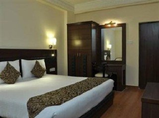 Room
 di Mapple Empire Regency