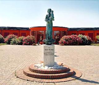 Regina Del Mare Resort
