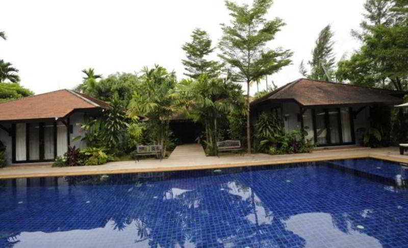 Pool thumbnail 6