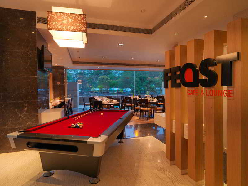 Sports and Entertainment
 di Spree Shivai Hotel