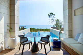 Terrace
 di The Romanos, A Luxury Collection Resort